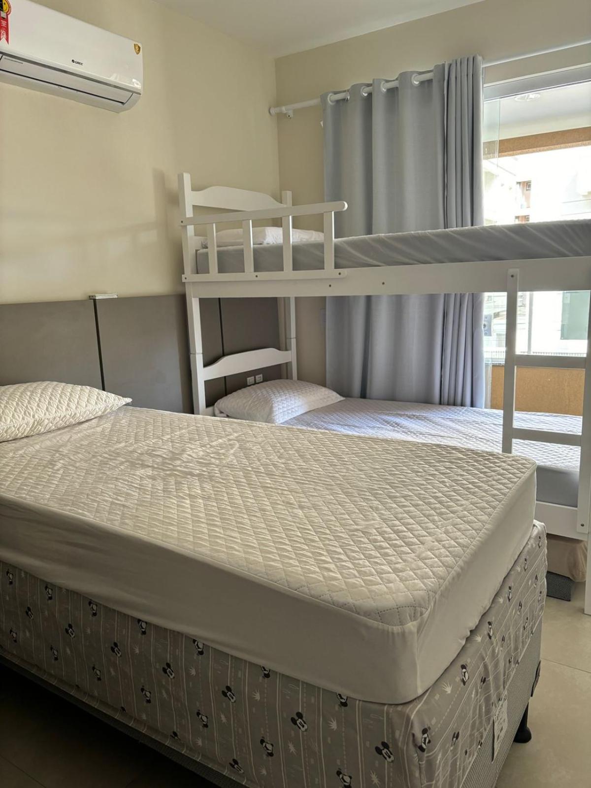 Apartamento Praia De Bombas Bombinhas Esterno foto